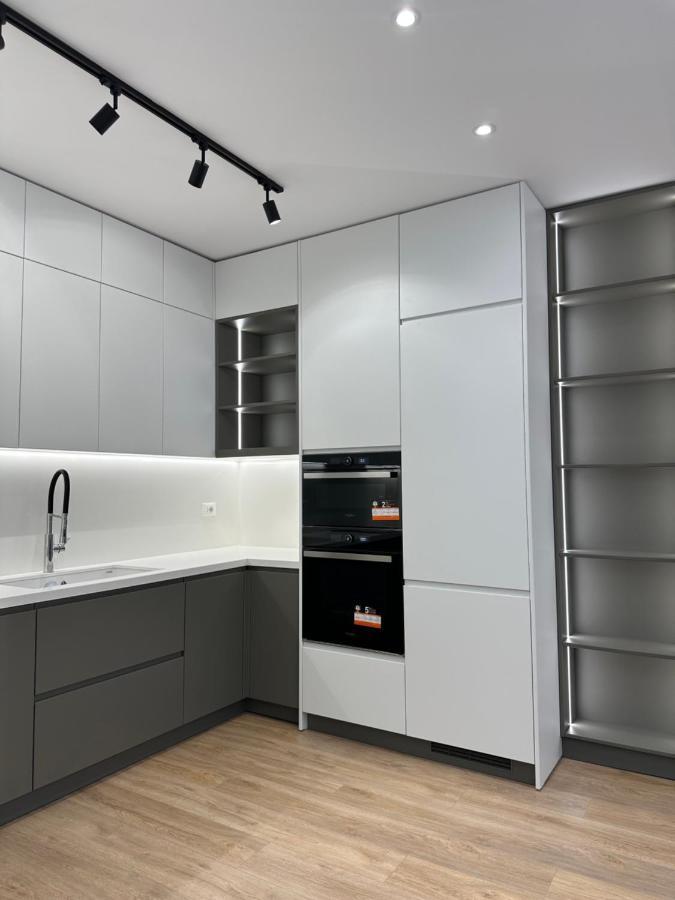 Hera Tirana Suite Deluxe Exteriör bild