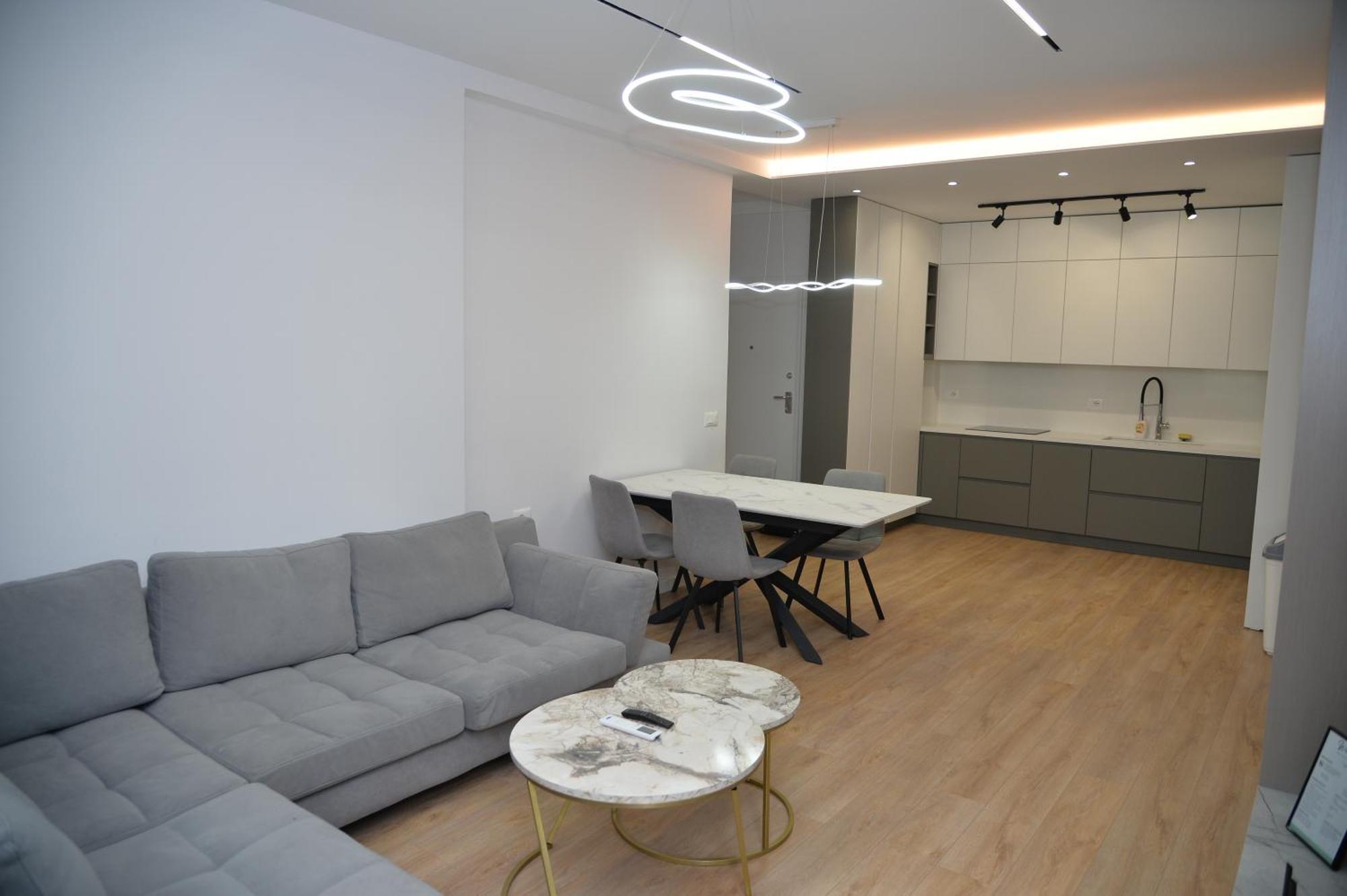 Hera Tirana Suite Deluxe Exteriör bild