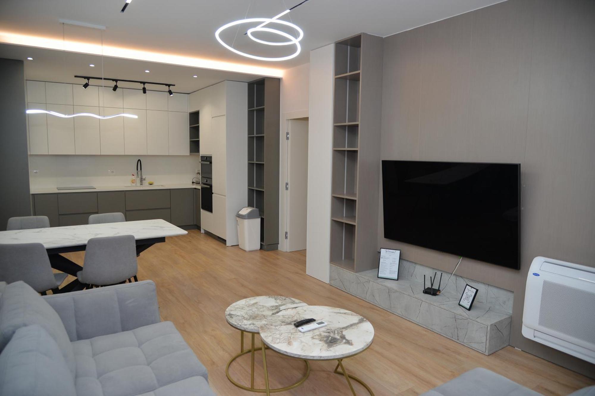 Hera Tirana Suite Deluxe Exteriör bild